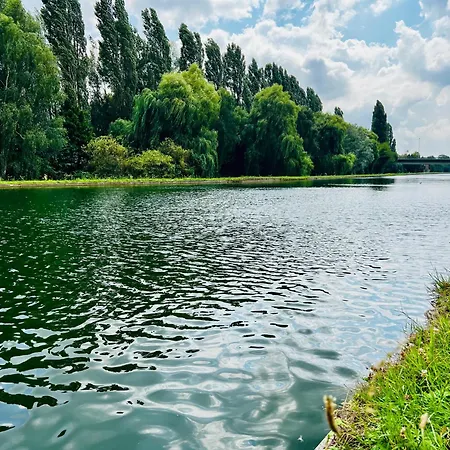 Calme Et Spacieux, Equipe Saint-Quentin (Aisne)